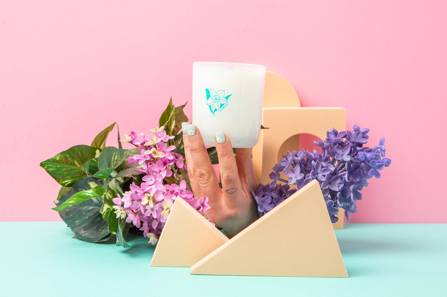Hawaii Plumeria + Lilac Coconut Soy 8oz Candle