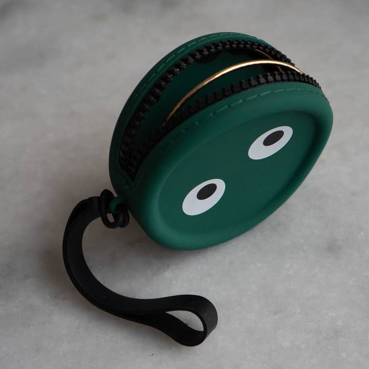 Googly Guy Zipper Silicone Coin Pouch