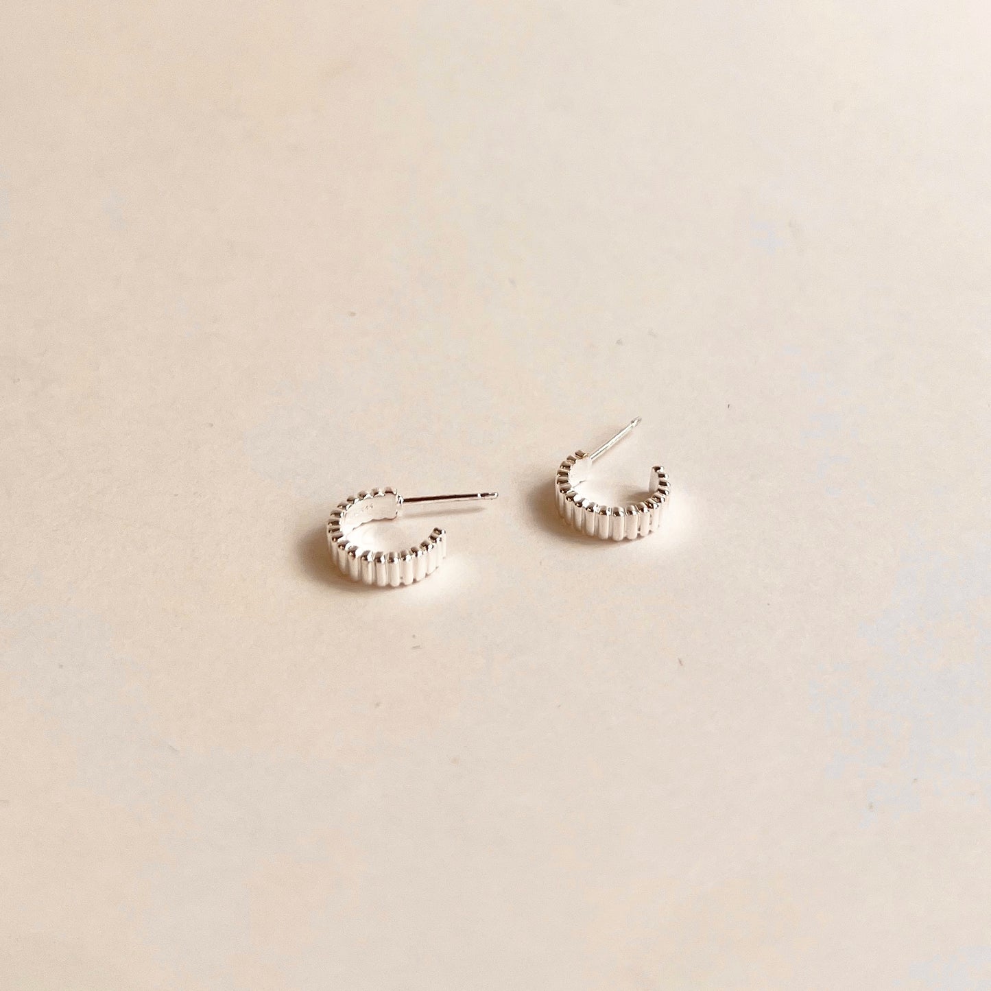 Tiny Ribbed Hook On Post Earrings