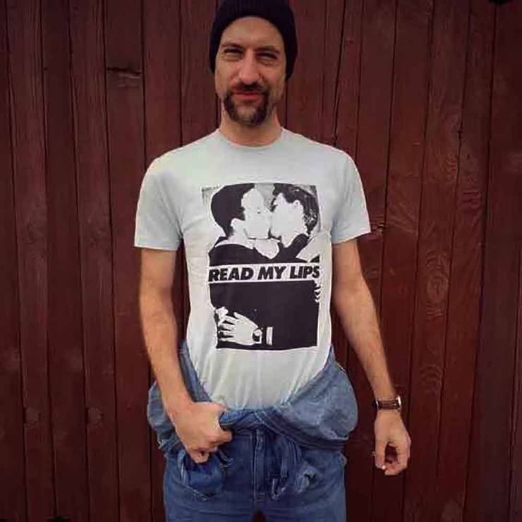 Read My Lips Men Short Sleeve T-Shirt X-Large