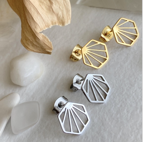 Metropolis Hexagonal Fan Stud Earrings Silver