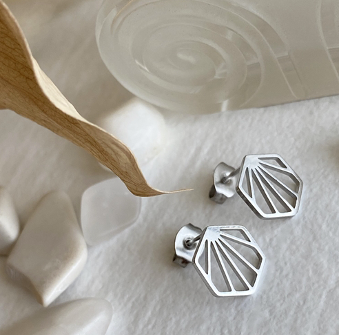 Metropolis Hexagonal Fan Stud Earrings Silver
