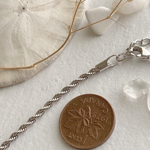 Ocnus Rope Chain Necklace in Silver