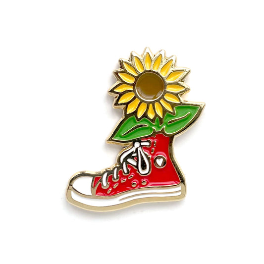 @144 Enamel Pin Sunflower Converse