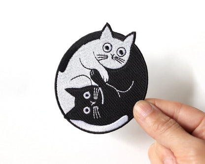 #123 Yin-Yang Cats Iron-On Patch