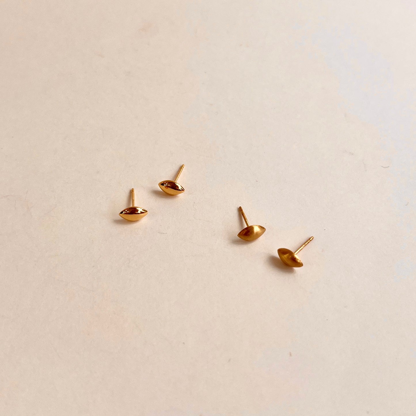 Little Puffed Seed Shape Studs