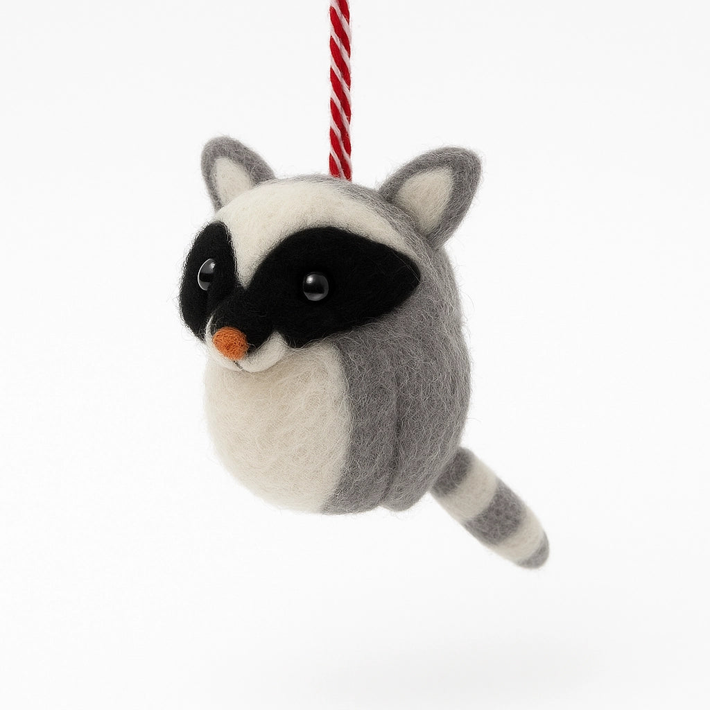 F42 - Felt Raccoon Ornament, Gray/White