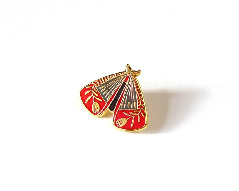 @84 Elegant Moth Enamel Pin