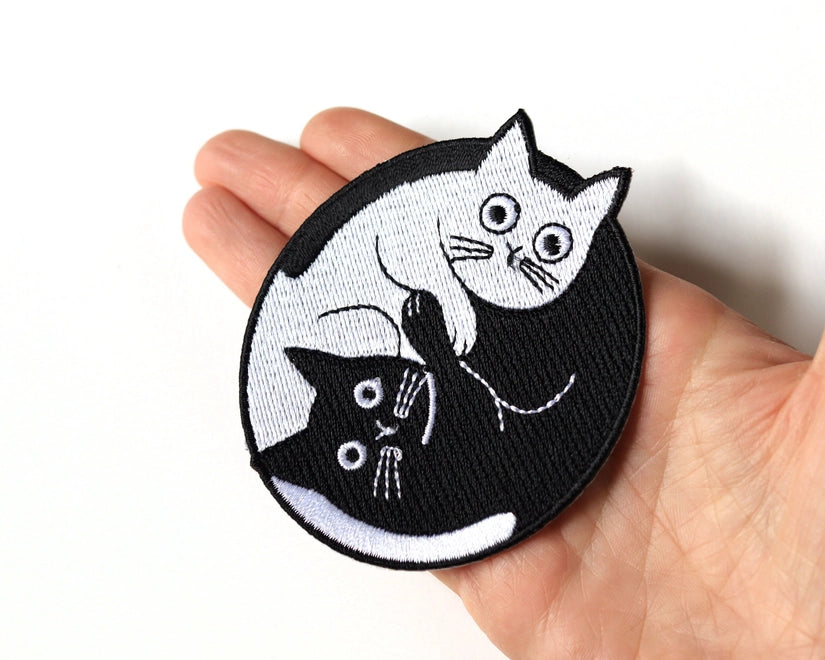 #123 Yin-Yang Cats Iron-On Patch