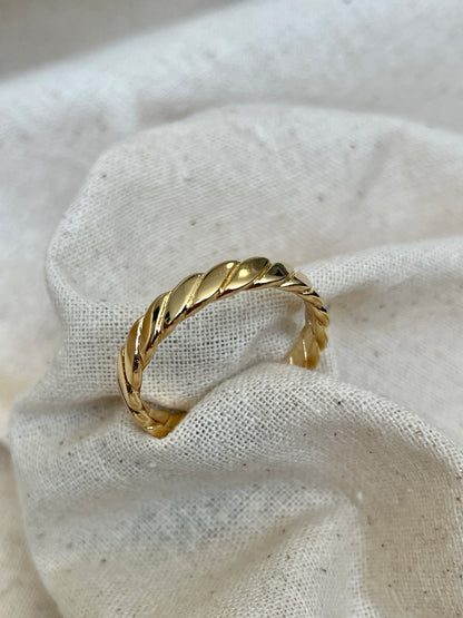 Flat Braided Band Ring