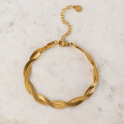 Josie Twist Herringbone Bracelet Gold