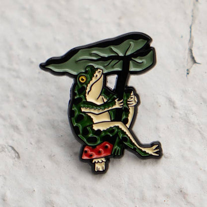 @27 Leaf Umbrella Enamel Frog Lapel Pin