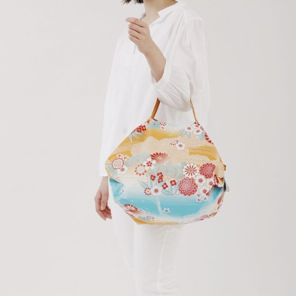 Shupatto Japan Collection Medium Nagare Gumo Reusable Bag