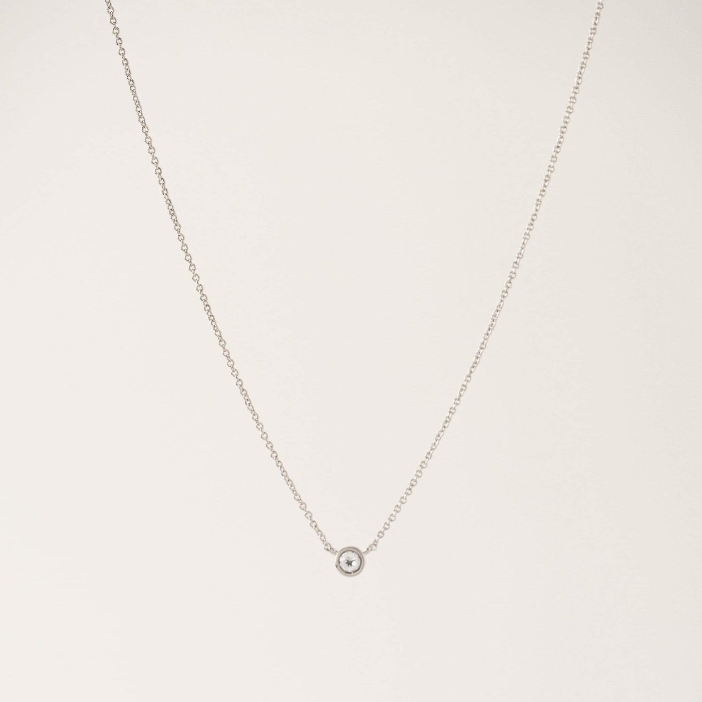Solitaire Necklace Silver